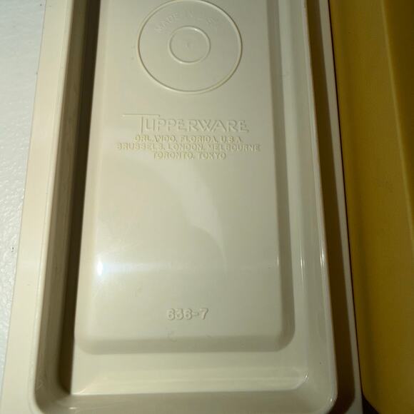 Vintage Tupperware Butter Dish Single Stick Container Harvest Gold - Picture 2 of 8